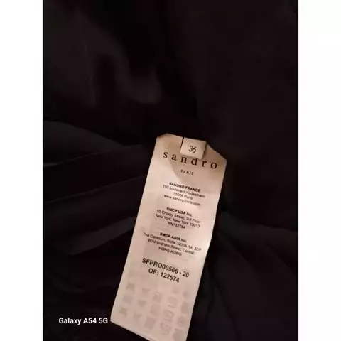 Brand clothing label